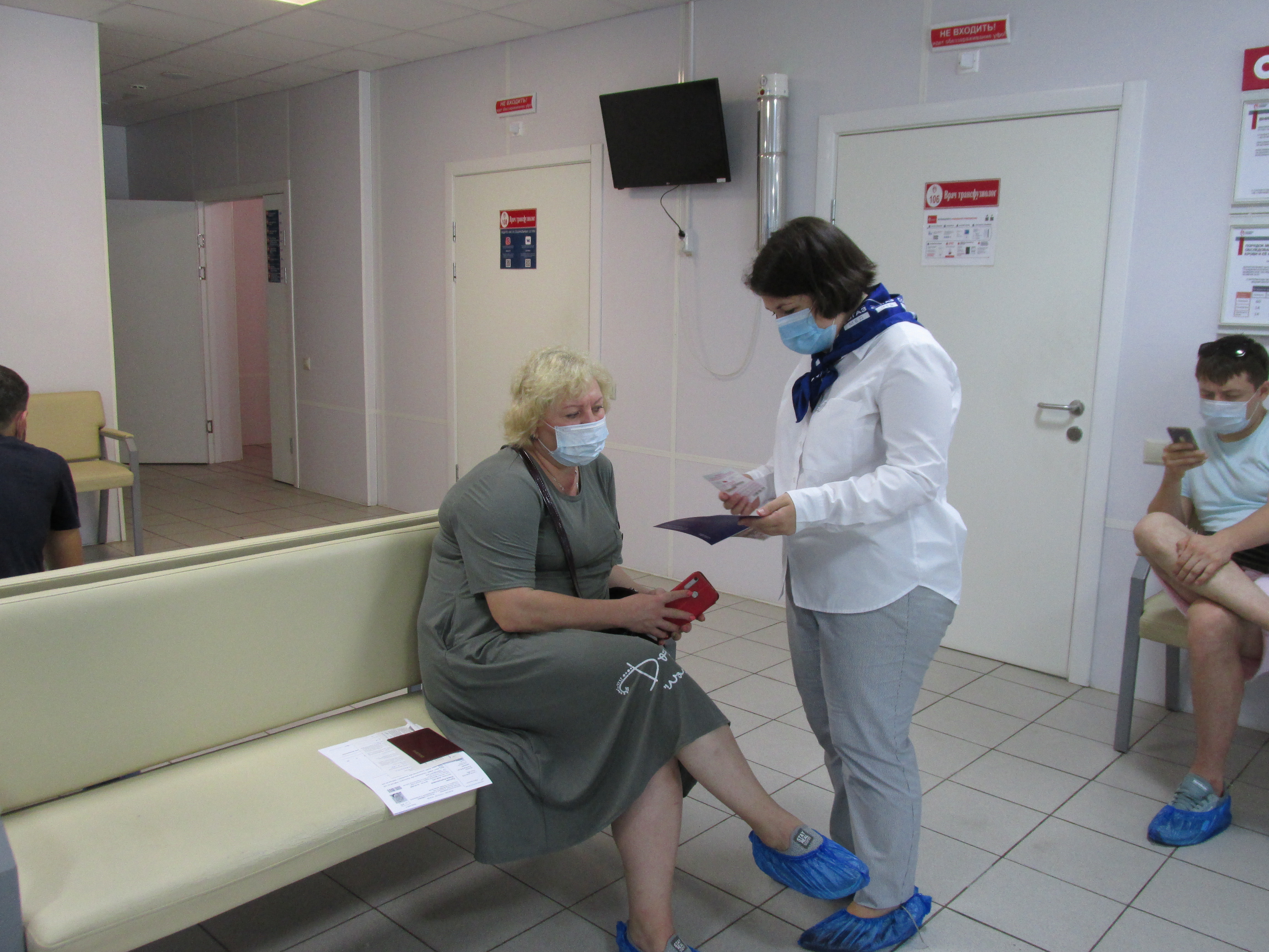 Ульяновский филиал СОГАЗ-Мед организовал выездное консультирование граждан