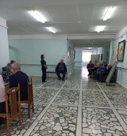 Специалисты ТФОМС посетили Ульяновский областной клинический госпиталь ветеранов войн